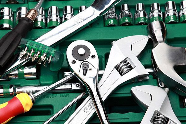 Hardware Tools Wholesale Buying Guide for Distributors